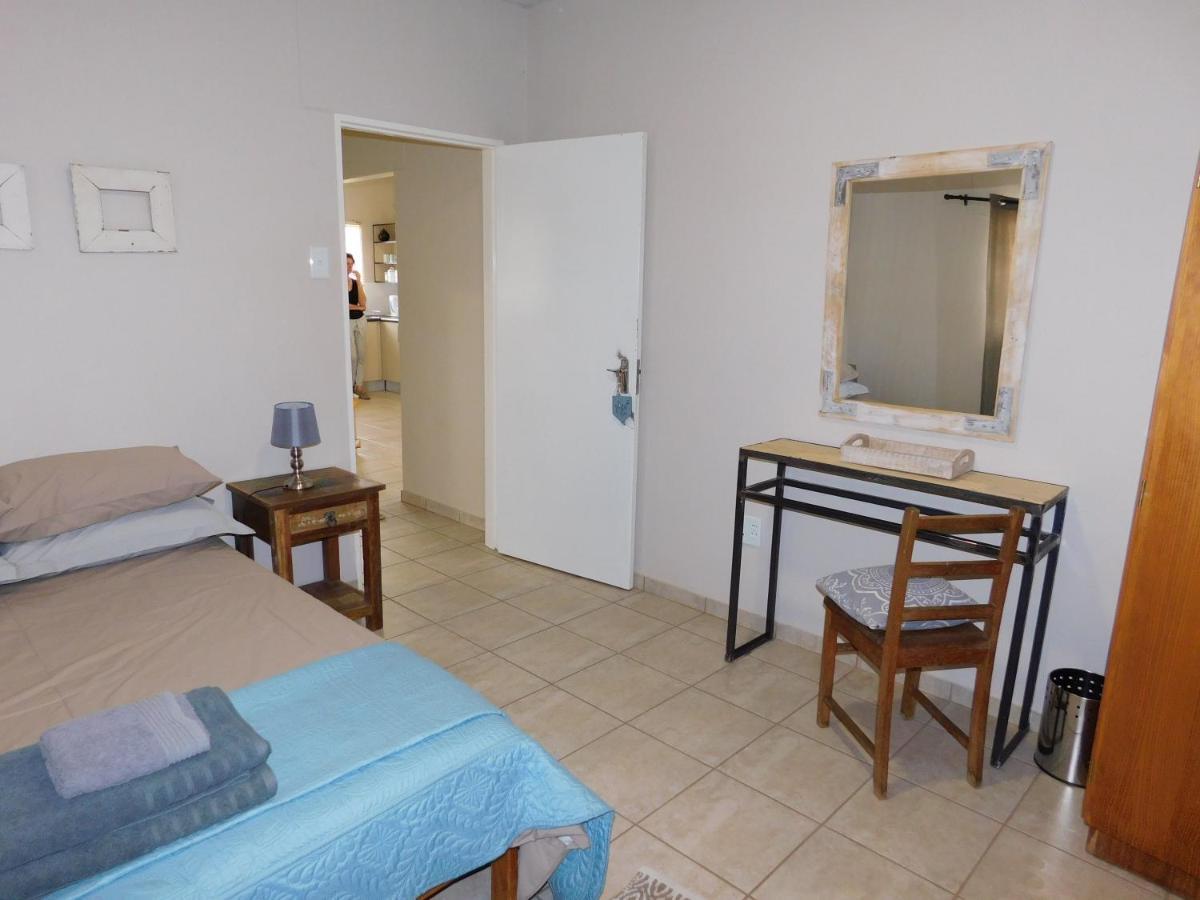 Meteorite Rest Camp Hotel Grootfontein Exterior photo