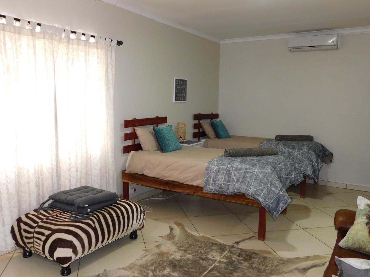 Meteorite Rest Camp Hotel Grootfontein Exterior photo