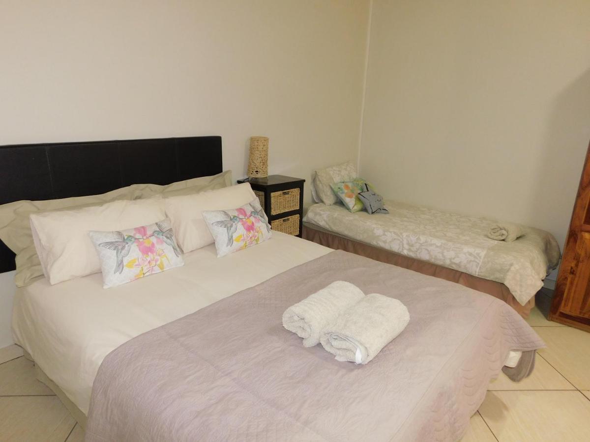 Meteorite Rest Camp Hotel Grootfontein Exterior photo